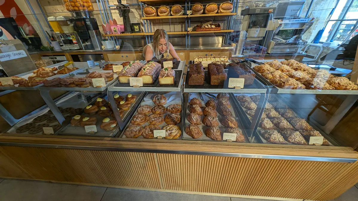 Cooplands – bakery in Mansfield town centre